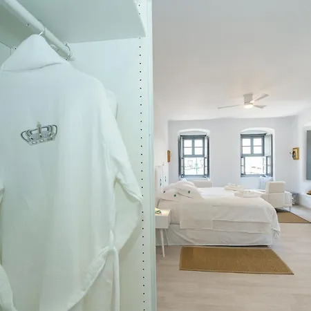 Apartment My Crown Suite, Hydra Port *