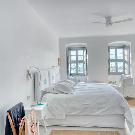 My Crown Suite, Hydra Port Apartment